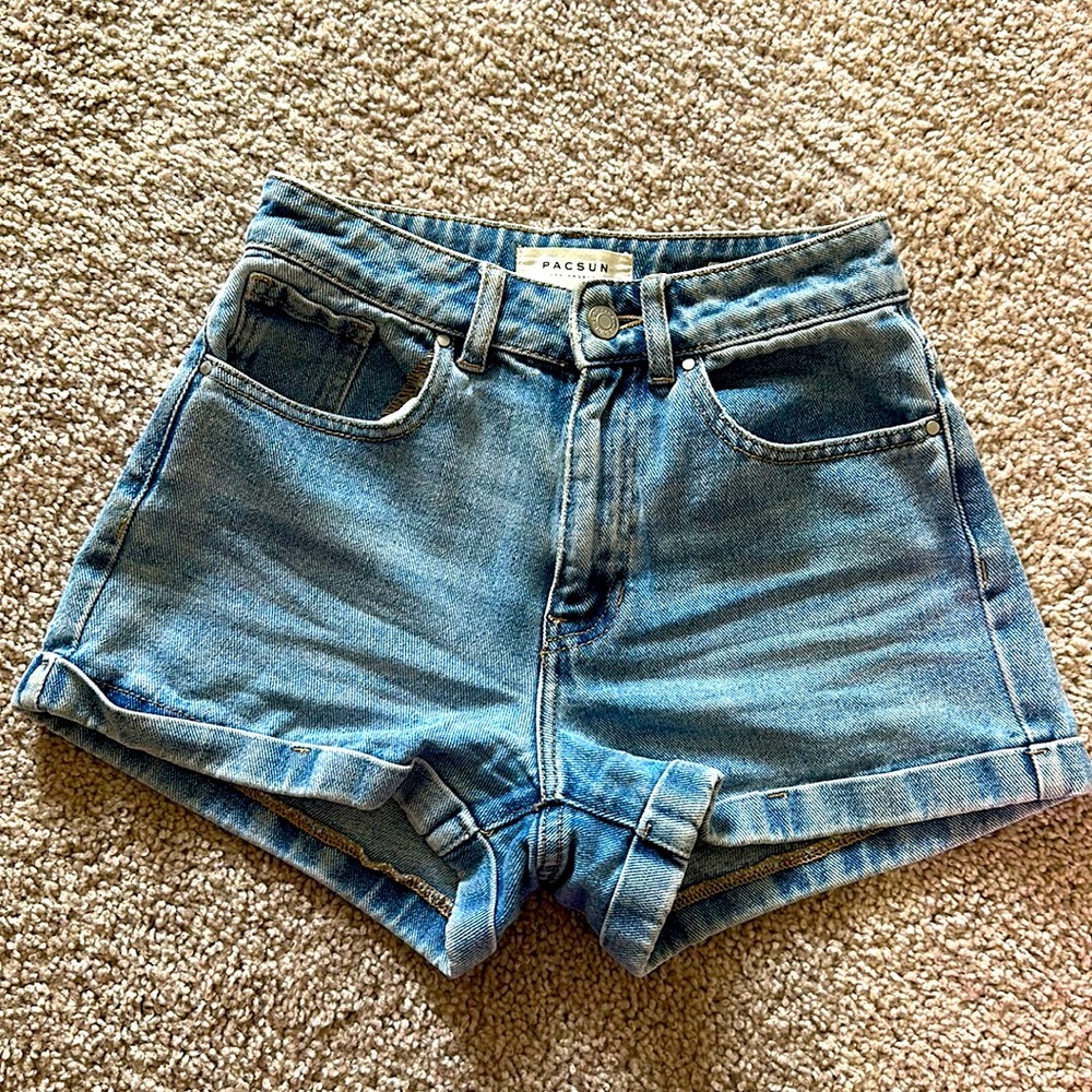 PacSun mom shorts, size 23